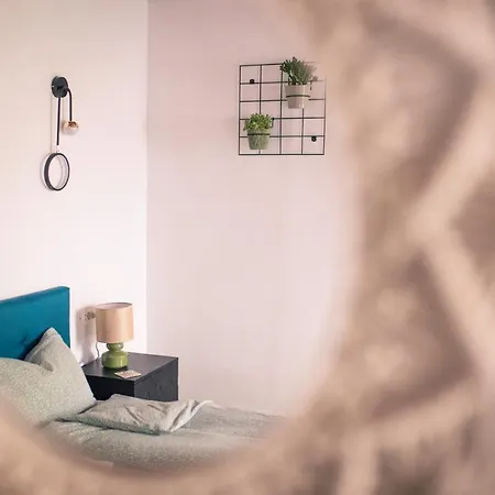 Seek And Hide - Csilla's Tiny Hideaway Apartment
