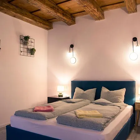 Apartment Seek And Hide - Csilla's Tiny Hideaway