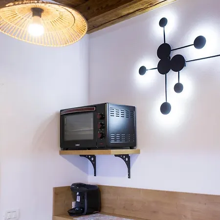 Seek And Hide - Csilla's Tiny Hideaway Apartment